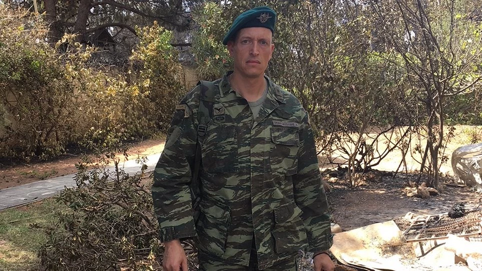 «Κουβάλησα οκτώ άτομα, μια μικρή την έβαλα στην πλάτη μου» : Απίστευτη ιστορία θάρρους και ανδρείας ενός έφεδρου καταδρομέα…